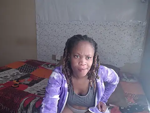 EssenceChubby online show from 8, 7, 2026