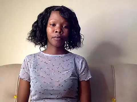 Snapshot of Shazziy chatting on 8, 7, 2026 Shazziy online show from 8, 7, 2026