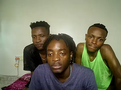 threemanias online show from 20, 7, 2026