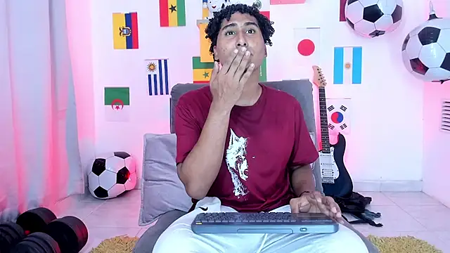 skart bigcock online show from 12, 7, 2026