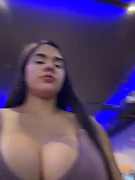BellaLeclair  online show from 30, 7, 2026