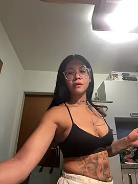 littlelatina online show from 24, 7, 2026