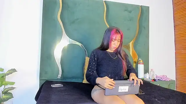 Lyssara asm online show from 19, 7, 2026