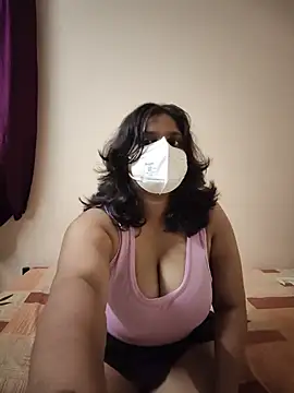 Tasty Bunnyy online show from 29, 7, 2026