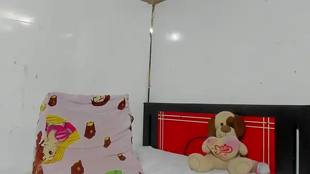 lauren sexy online show from 25, 7, 2026