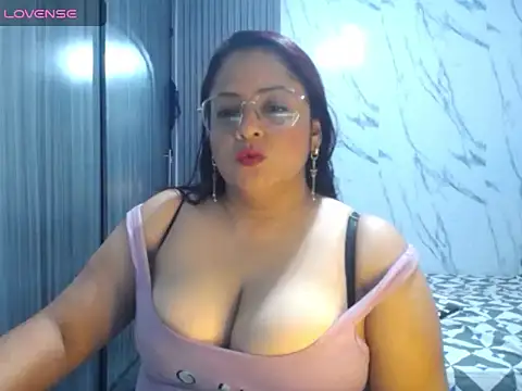 PaholaBigtits online show from 28, 7, 2026