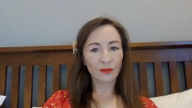 Sweet Poeme online show from 19, 7, 2026