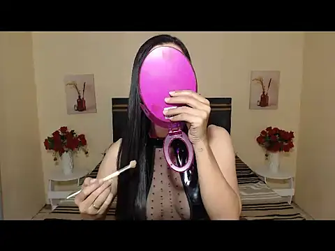 SelenaAttractive online show from 29, 7, 2026