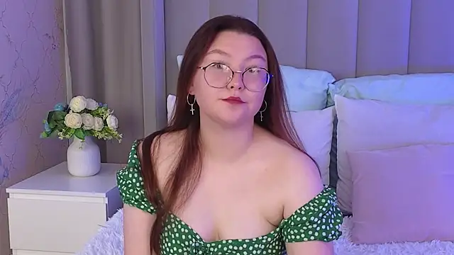 SophiaaBelle online show from 9, 7, 2026