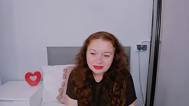 ElisabethLovee online show from 8, 7, 2026