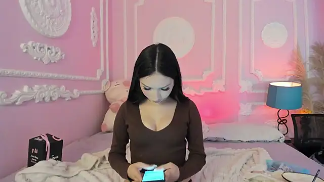 Hera Sterling online show from 15, 7, 2026