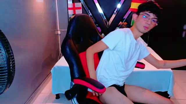 LiamHeatx online show from 9, 7, 2026