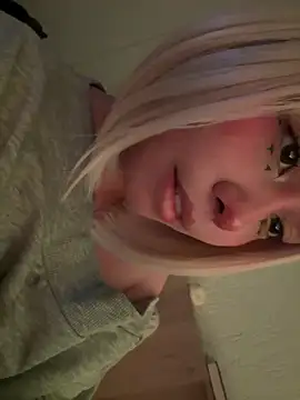 Daddys Blowjob Princess online show from 27, 7, 2026