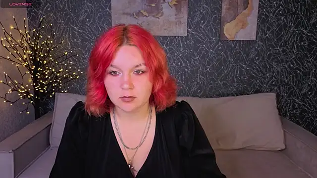 Emma Davise online show from 20, 7, 2026