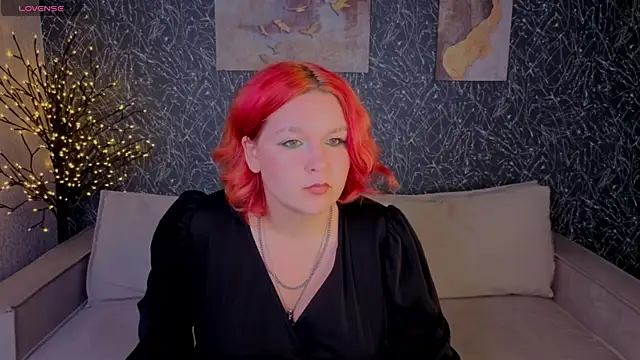 Emma Davise online show from 22, 7, 2026
