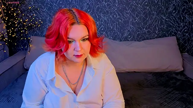 Emma Davise online show from 27, 7, 2026