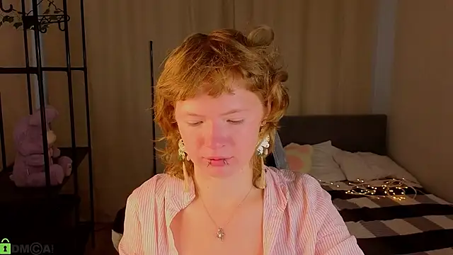 VioletDesiree online show from 26, 7, 2026