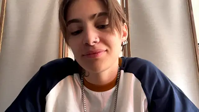 Snapshot of JolynNelles chatting on 10, 7, 2026 JolynNelles online show from 10, 7, 2026
