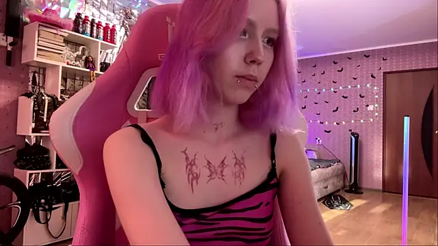 lonely bunny online show from 11, 7, 2026