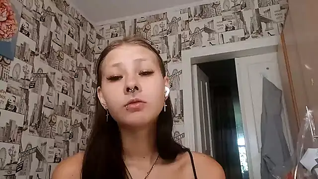 Just  Darling online show from 15, 7, 2026