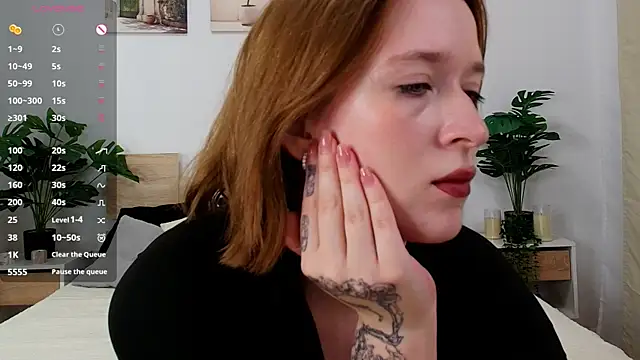 Tia shy online show from 20, 7, 2026