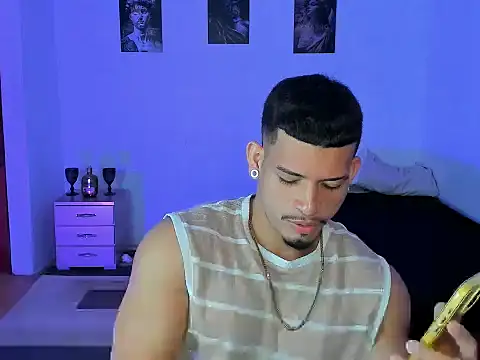 Ethan rodgers01 online show from 27, 7, 2026