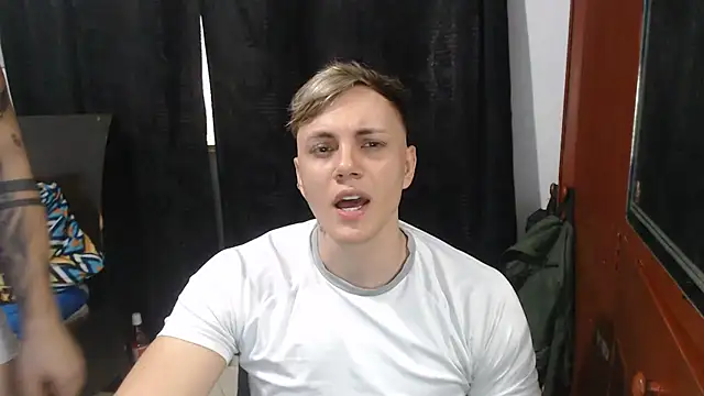 Snapshot of kike_energy chatting on 2, 7, 2026 kike energy online show from 2, 7, 2026