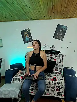anthonella v1 online show from 24, 7, 2026