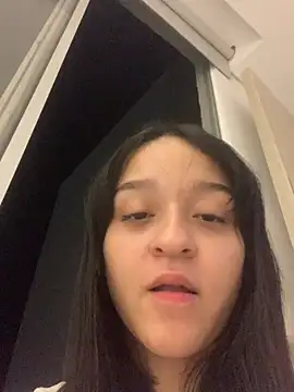 ruemi rose online show from 25, 7, 2026