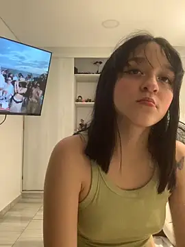 ruemi rose online show from 26, 7, 2026