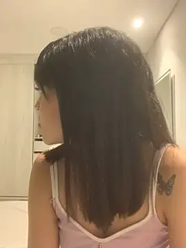 ruemi rose online show from 30, 7, 2026