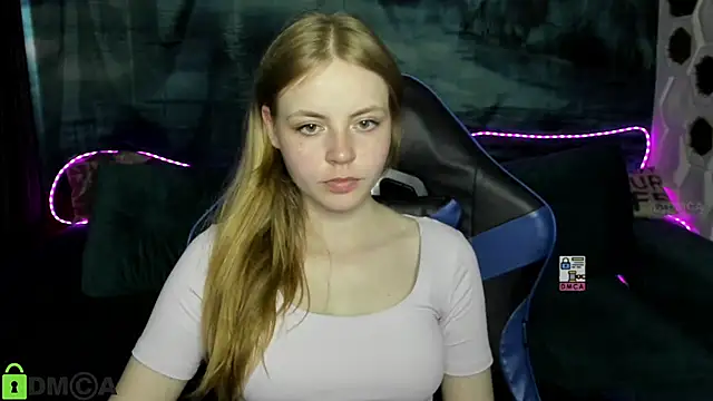 MissMolly08 online show from 16, 7, 2026