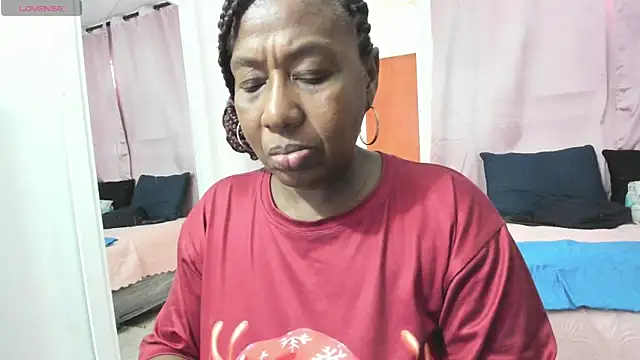 LupeAdams online show from 22, 4, 2026