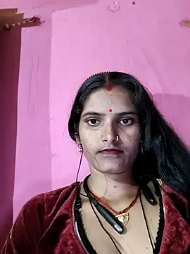 Cute shivangi825 online show from 19, 7, 2026