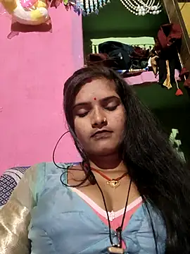Cute shivangi825 online show from 26, 7, 2026