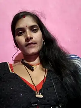 Cute shivangi825 online show from 27, 7, 2026