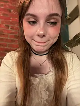 Snapshot of Lunabelle_ chatting on 21, 7, 2026 Lunabelle online show from 21, 7, 2026