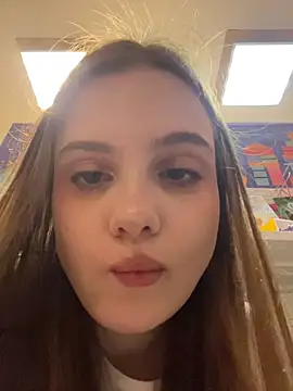 Snapshot of Lunabelle_ chatting on 28, 7, 2026 Lunabelle online show from 28, 7, 2026