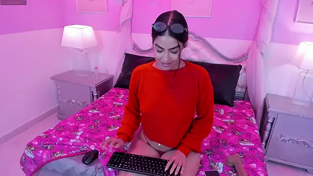 Snapshot of Karolay_Rose chatting on 29, 7, 2026 Karolay Rose online show from 29, 7, 2026