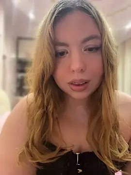 AnessaroseX online show from 17, 7, 2026