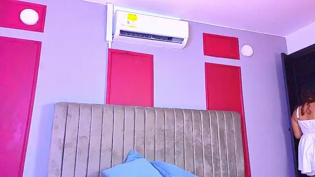 BELLA TENTATION CR online show from 23, 7, 2026
