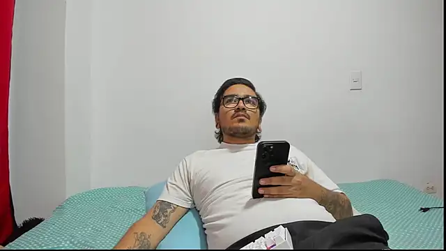 Axel hornyy online show from 21, 7, 2026