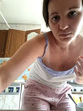 JeanneLoryzia online show from 28, 7, 2026