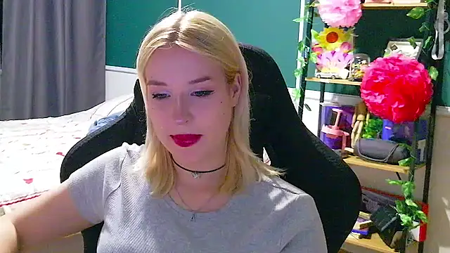 Eden Rose online show from 25, 7, 2026
