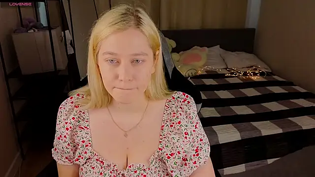 AmeliaxCandy online show from 27, 7, 2026