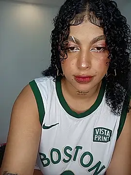 scarlett kisses online show from 26, 7, 2026