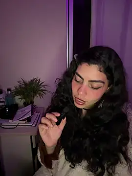 Amaya-love online show from 14, 7, 2026