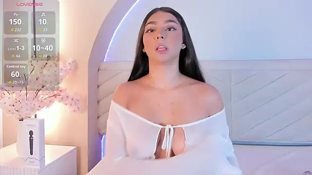 Riley Sweet   online show from 25, 7, 2026