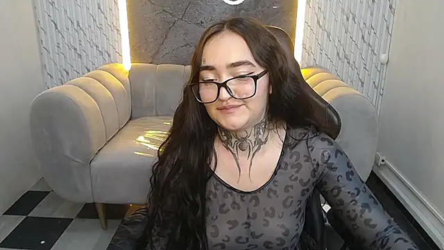 Vickky B online show from 28, 7, 2026