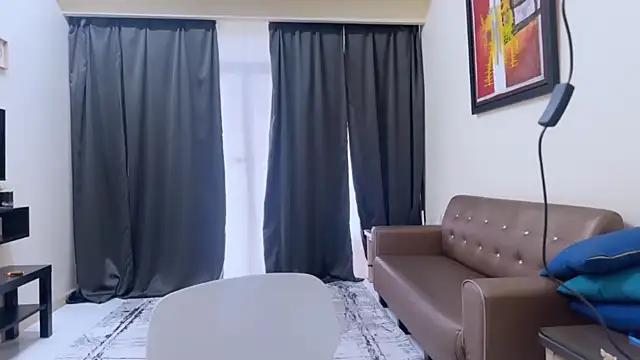 Yuki Juicy online show from 25, 7, 2026